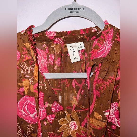 Joie Swiss Dot Floral Boho Blouse Like New Sz sm NWOT - Picture 2 of 5